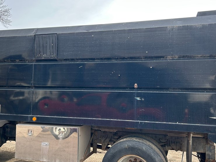 1996-international-4700-image-14