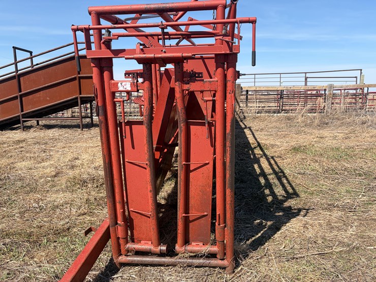 stur-d-tub-and-alley-image-2