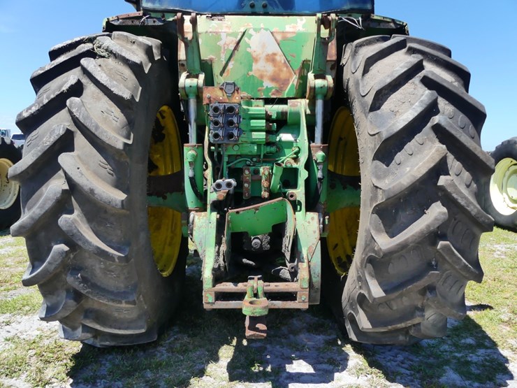 john-deere-8300-image-5