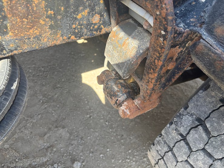 1994-international-9400-image-94