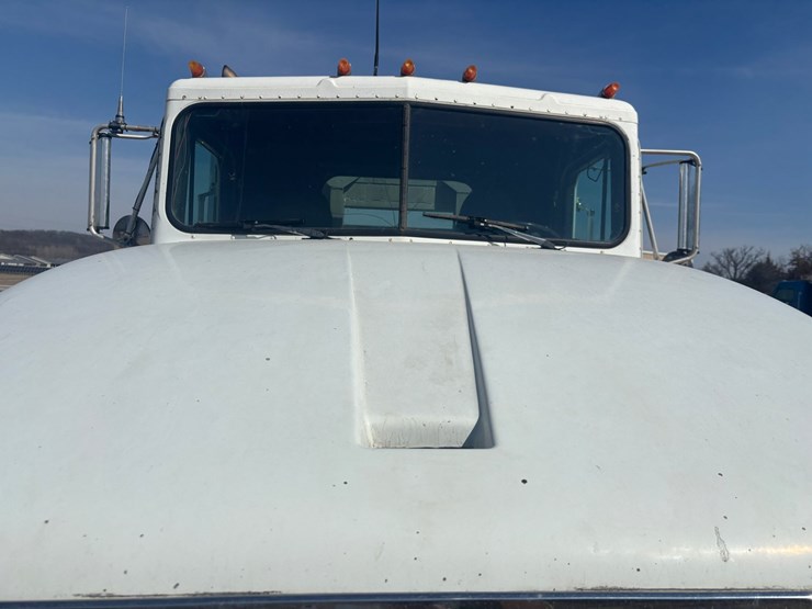 1994-international-9400-image-14