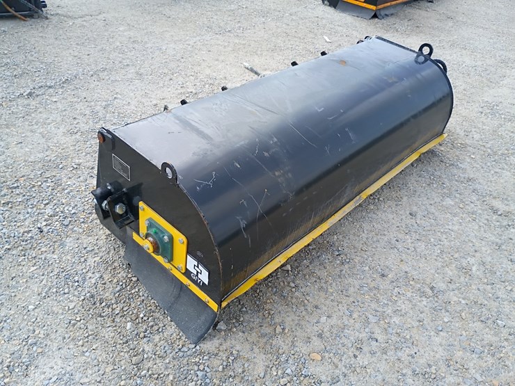 #23942-•-boxbroom-sweeper-skid-steer-attachment-image-8