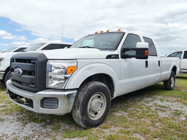 2012-ford-f250-xl-image-1