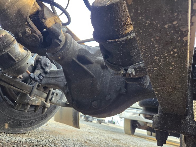 2013-international-prostar-image-35