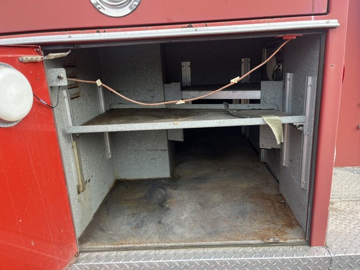 #1148-•-1980-gmc-v-8-fire-truck-image-23