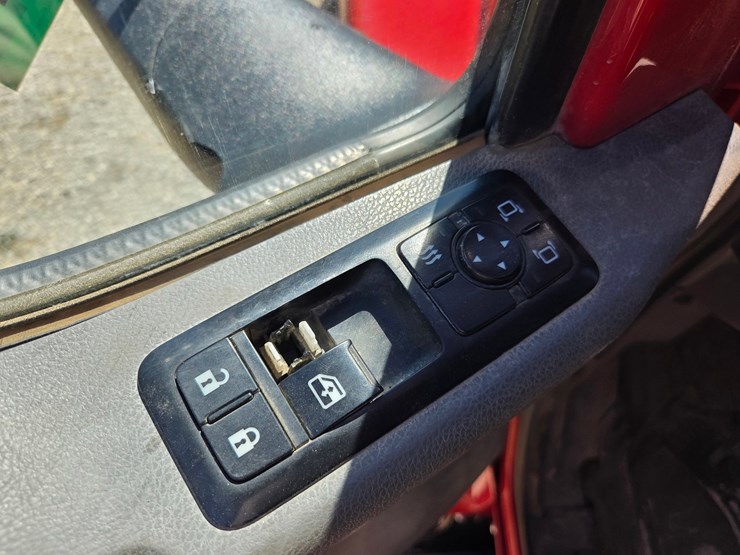 2019-international-hv613-image-82