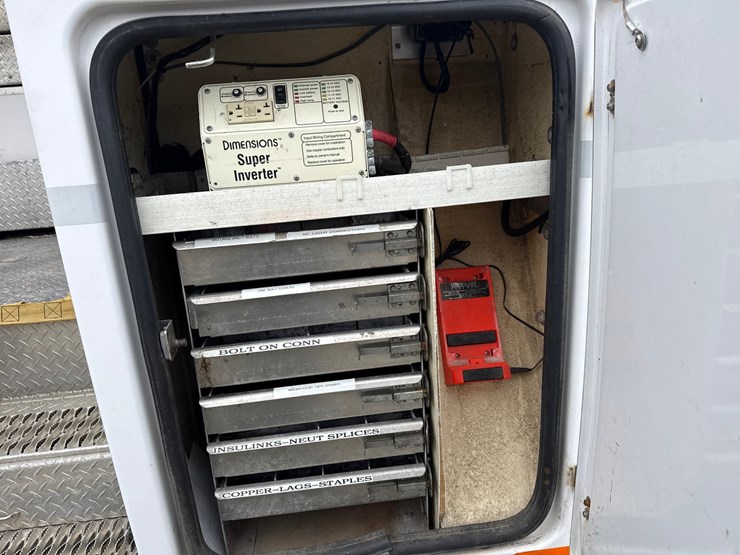 2015-ford-f550-image-34