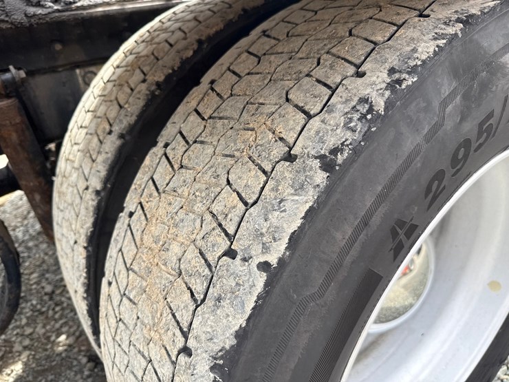 2019-kenworth-t680-image-84