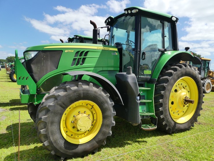 2021-john-deere-6175m-image-1