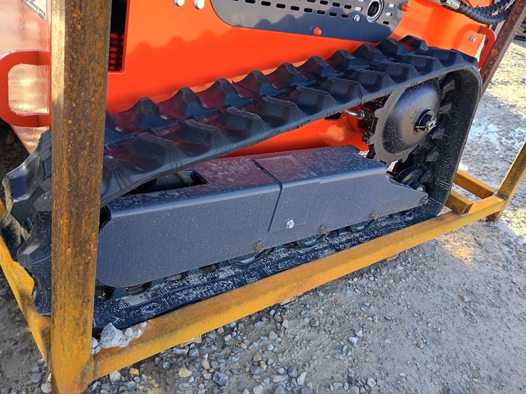 #l19-011-•-2026-tpm-t460-mini-skid-steer-image-25