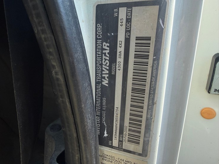 2002-international-4300-sba-image-55