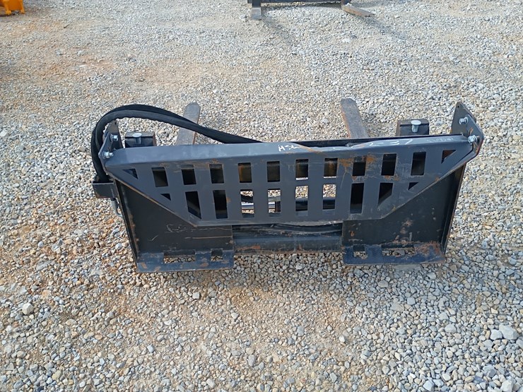 #23924-•-hydraulic-fork-skid-steer-attachment-image-3
