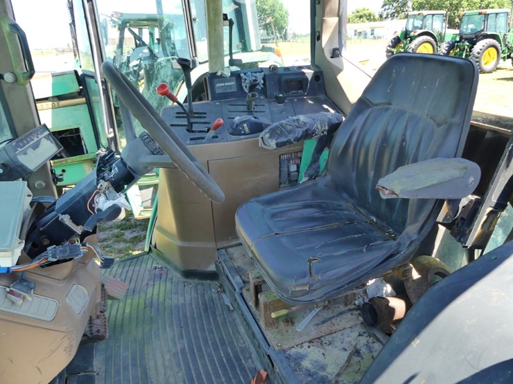 john-deere-6400-image-9