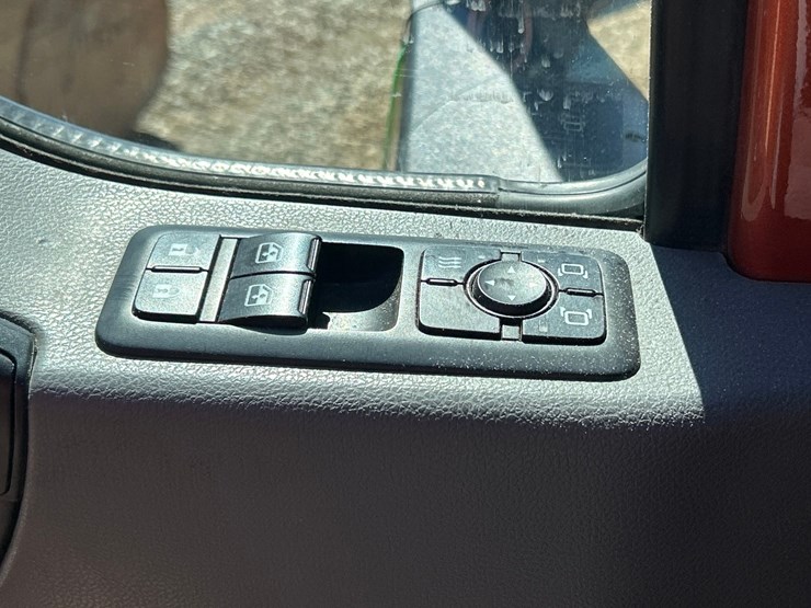 2019-international-lt-image-63