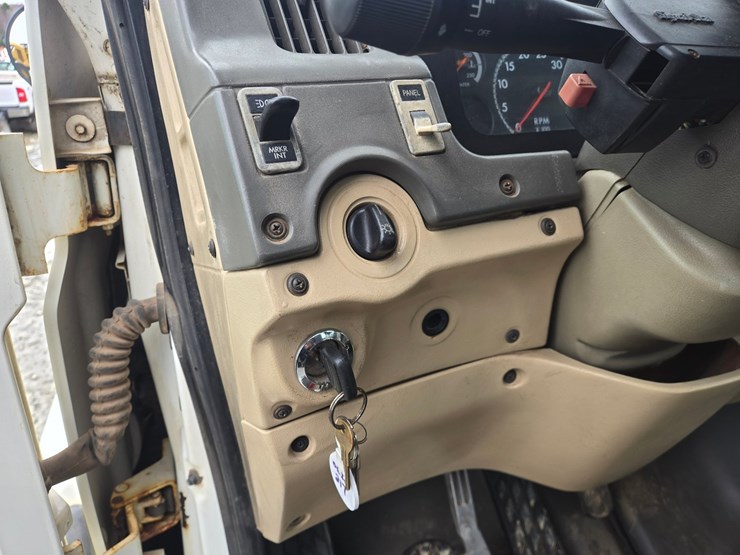 2006-caterpillar-c15-image-73