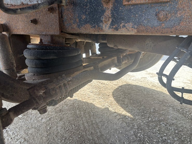 1999-sterling-l9513-image-73