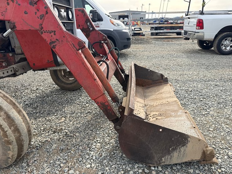 massey-ferguson-265-image-11