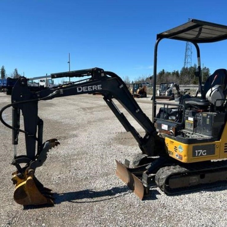 2019 DEERE 17G