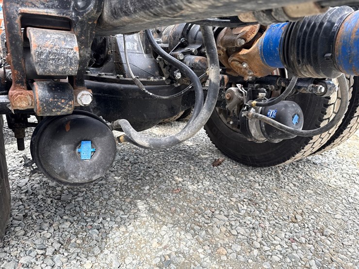 2019-massey-ferguson-8-image-42