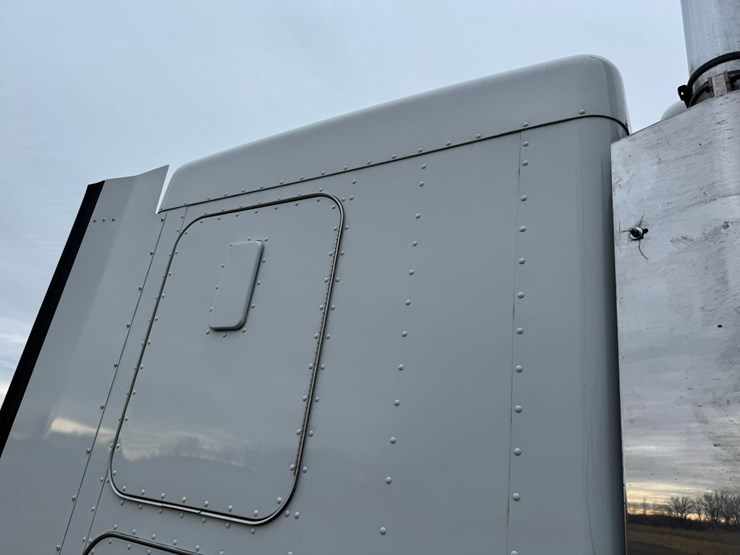 1995-kenworth-t600-image-25