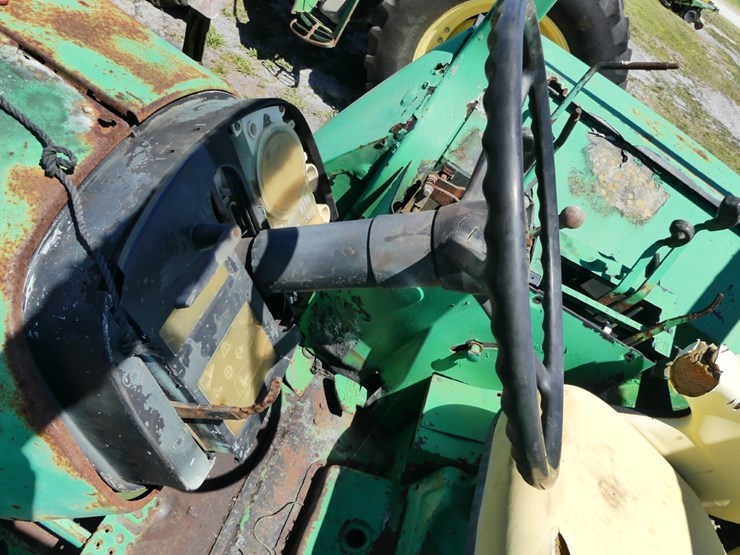 john-deere-3155-image-11