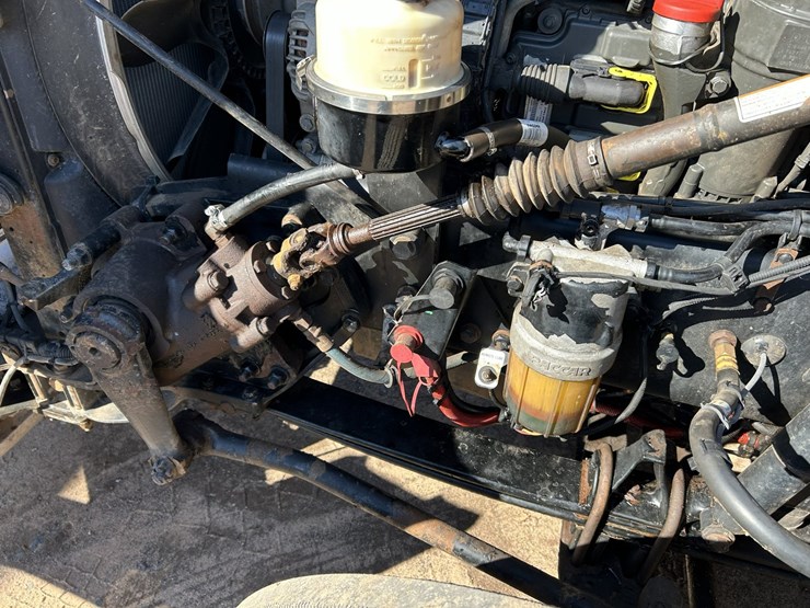 2020-kenworth-t880-image-45