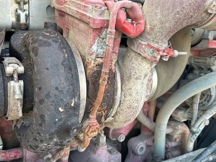 peterbilt-365-image-85