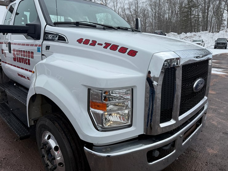 2018-ford-f650-image-36