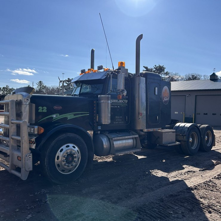 2005 PETERBILT 379