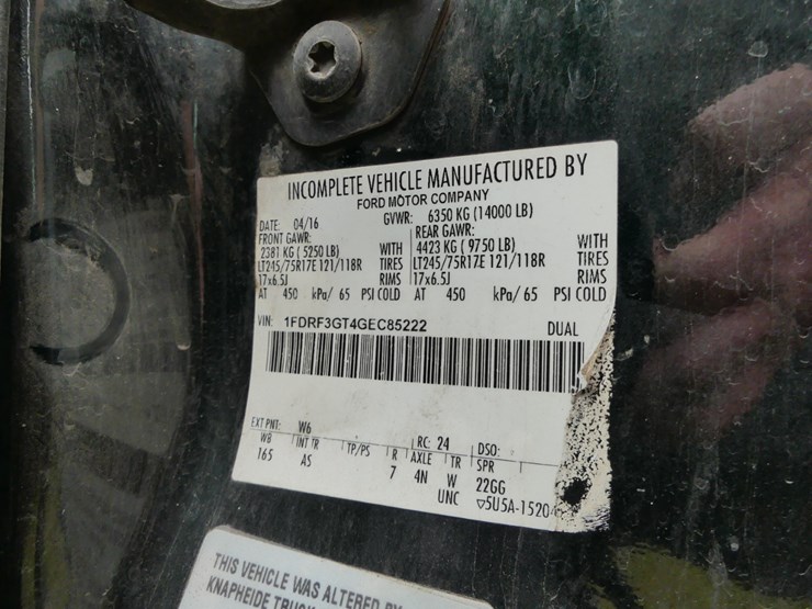 2016-ford-f350-xl-image-13