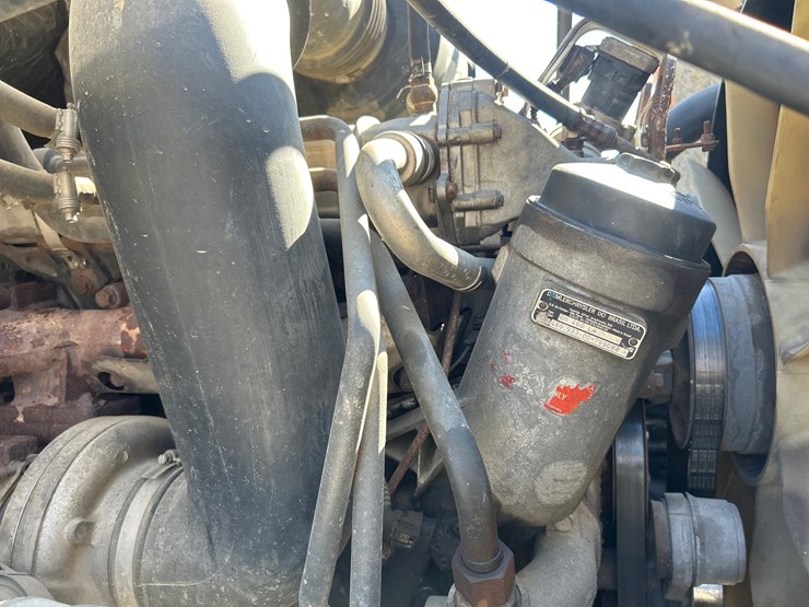 2005-massey-ferguson-8-image-45