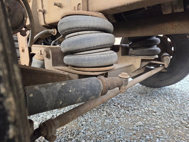 2006-massey-ferguson-8-image-38