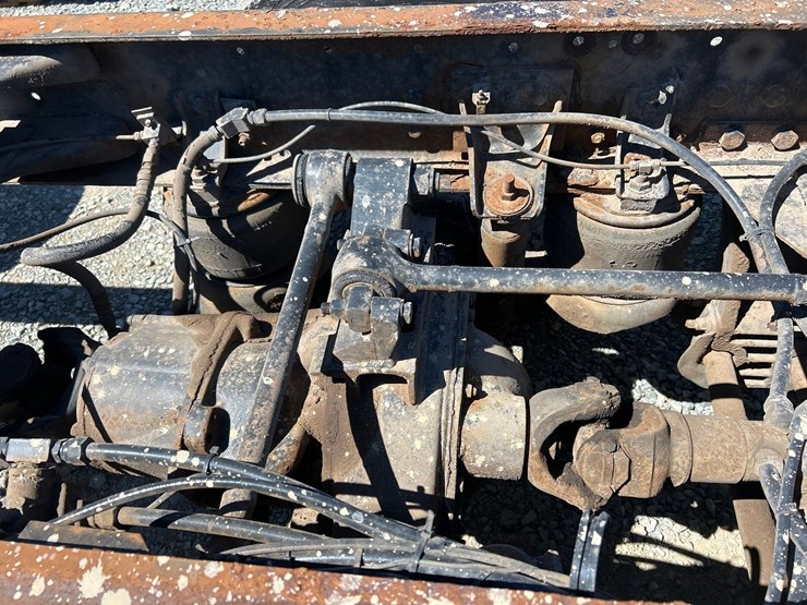 1994-massey-ferguson-8-image-20