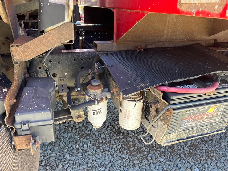 2005-isuzu-nqr-image-27