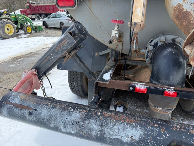 #2018-•-1978-international-f-2275-tandem-axle-water-truck-image-33