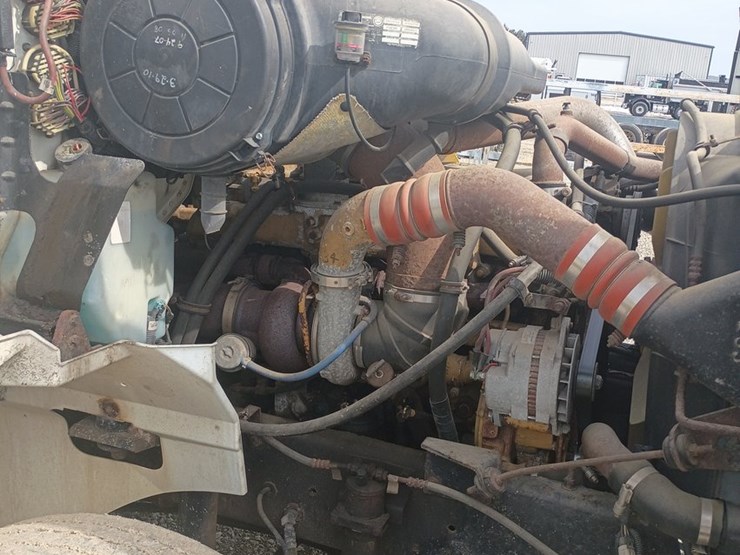 2000-international-9200i-image-50