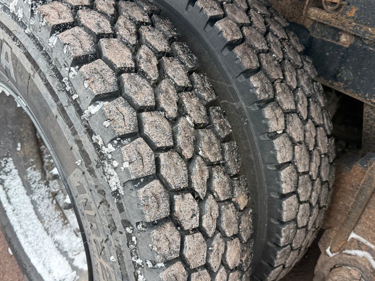 #1056-•-1989-mack-quad-axle-dump-truck-image-72