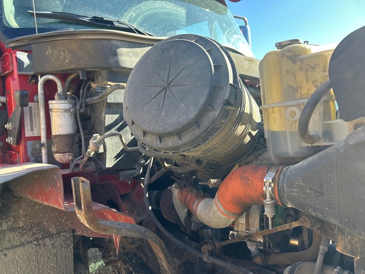 2006-international-7400-image-46