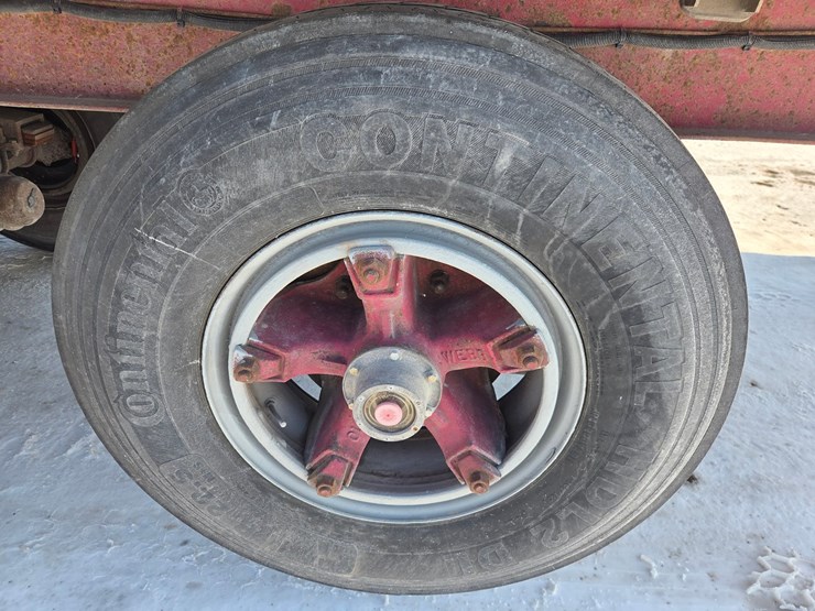 1998-massey-ferguson-8-image-26