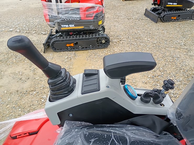 #l19-006-•-2026-diesel-tpm-18k-mini-excavator-image-15