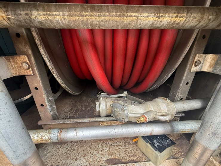 2012-international-7400-image-50