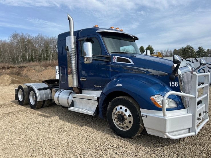 2019-kenworth-t680-image-7