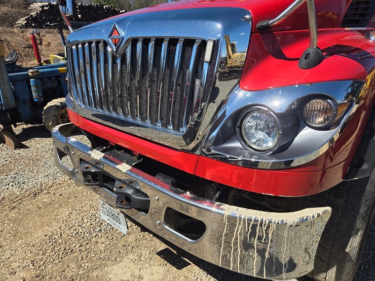 2019-international-hv613-image-10