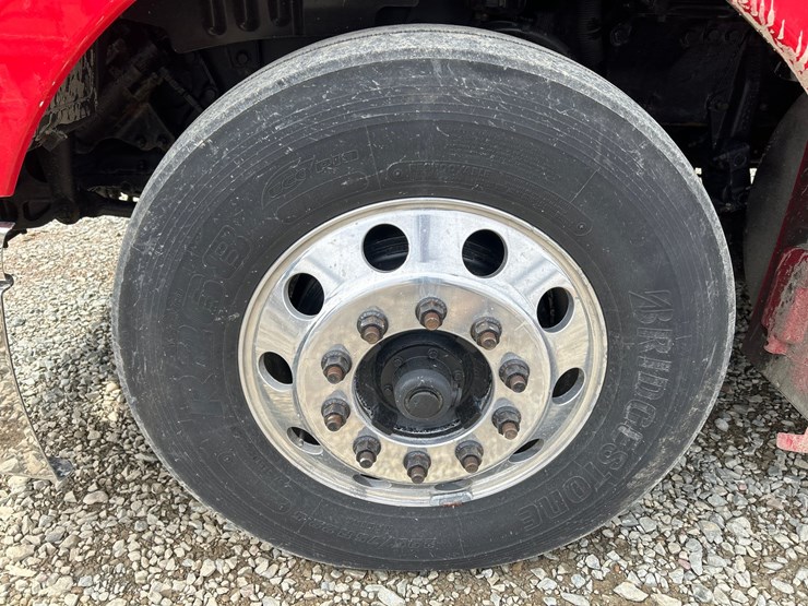 2015-kenworth-t680-image-75