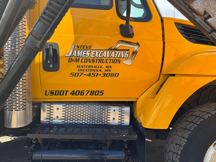 2009-international-workstar-7500-image-17