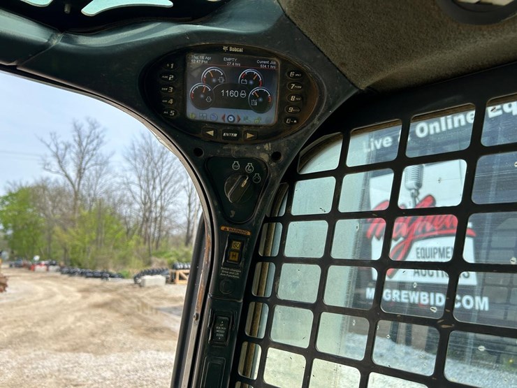 2017-bobcat-t450-image-22