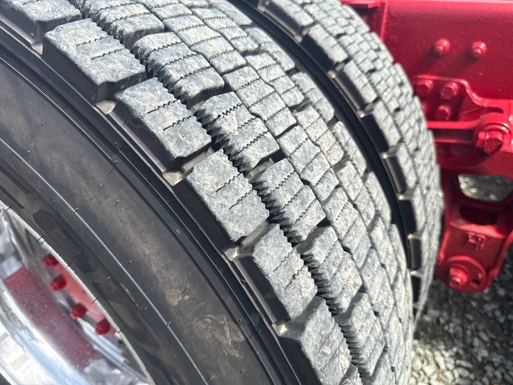 2005-kenworth-t800-image-89