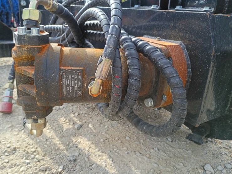 #23933-•-stump-grinder-skid-steer-attachment-image-10