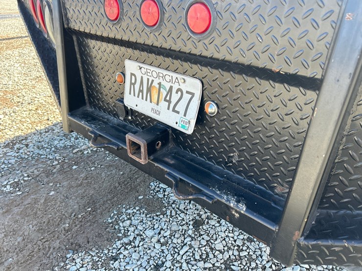 2011-ford-f550-image-25