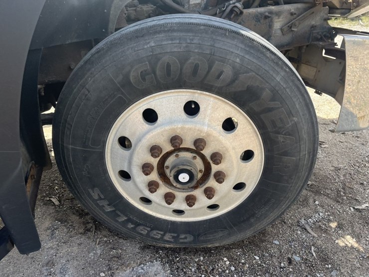 #1556-•-1999-mack-e7-460-day-cab-truck-tractor-image-66